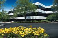 NLUlisle-exterior-200×133